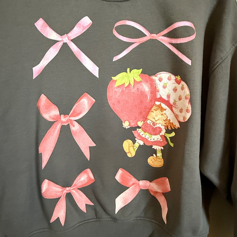 Strawberry Shortcake Sweatshirt with Bows – Retro Graphic Pullover – Size XS - Picture 3 of 12